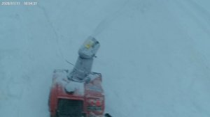 Убираю снег снегоуборщиком (Вейма).