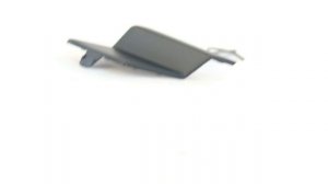 Крышка окна под переднюю буксирную проушину LADA Vesta FL Lada Код: 51377