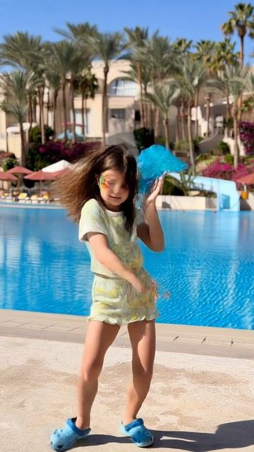 How do you like that, Elon Musk? #darinalite #новыйгод #дариналайт #egypt #египет #dance