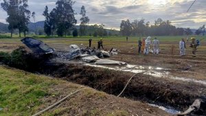 Поп-певец Хименес с группой разбился на частном самолете в Колумбии