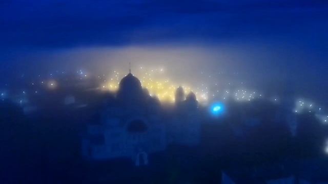 БОРИС ПАСТЕРНАК
Стояла зима. Дул ветер из степи.
И холодно было младенцу в вертепе
На склоне холма. смотреть онлайн