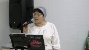 Стихи "А Он пришел для нищих и больных..." - сестра Галина