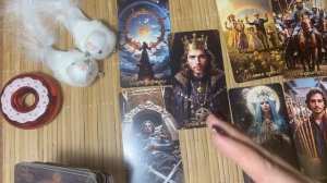 Гадание на тему: Между прошлым и будущим 🔥🍎🍏 Расклад на картах Таро 🍏🍎🔥События будущего 🍎🔥🍏