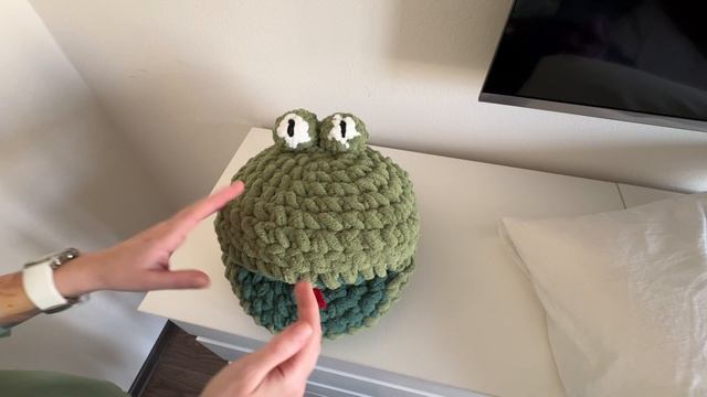 Новый мастеркласс по вязанию уже на следующей неделе! Вяжем лягушку. смотреть онлайн