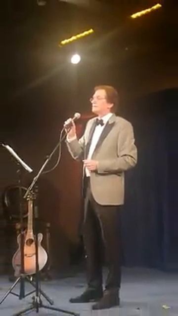 Снег. Cтихи: Андрей Максимов. Музыка и исполнение: Игорь Карташёв. смотреть онлайн