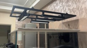 Линейный привод для светильника