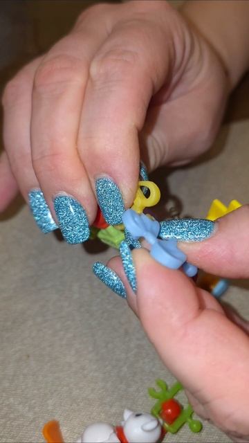 Новогодние киндер сюрприз #киндер #киндерсюрприз смотреть онлайн