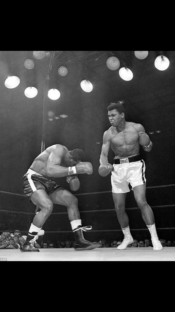 Песня - Жизнь, как варенье смотреть онлайн