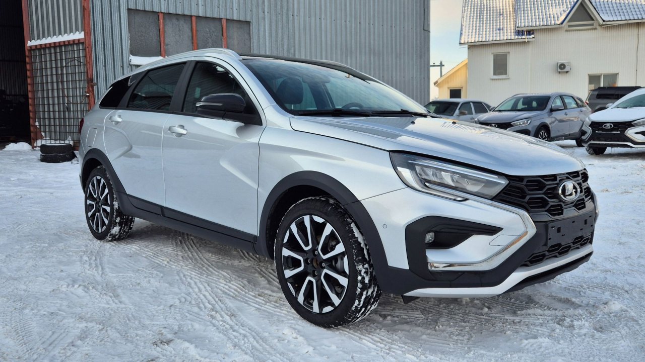 ОБНОВЛЕННАЯ Vesta SW Cross на максималках с механикой в комплектации Техно #vestacross смотреть онлайн