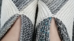 Домашние весёлые башмачки, тапочки, следки.