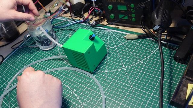 Перистальтический насос для подачи СОЖ в зону реза станка смотреть онлайн