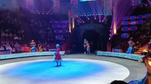 Нам очень понравилось. Немного и вам покажем. Наша поездка в цирк. Жизнь в деревне