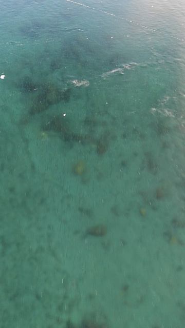 Катаюсь по льду Байкала 2.5 минуты