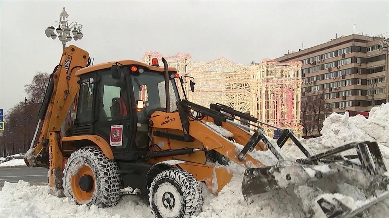 В ближайшие дни в столичном регионе ожидаются новые снегопады и похолодание. смотреть онлайн