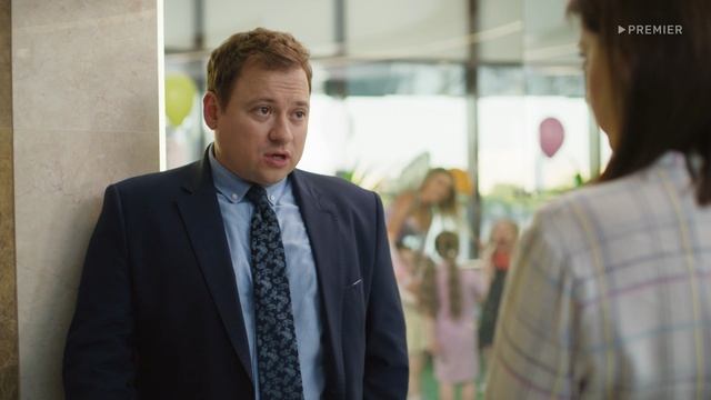 СашаТаня. Саша предложил Тане завести еще одного ребенка смотреть онлайн