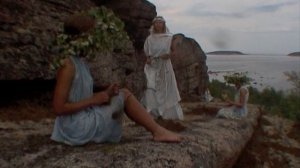 ©  "Немец. Жрицы Гипербореи с венками" Съемки 2005