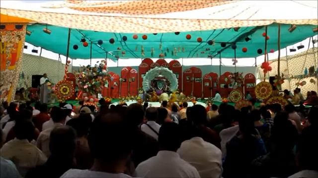 108 имён Шри Матаджи. 21.03.2012 г. День рождения. Пуджа. Чхиндвара. Индия. смотреть онлайн