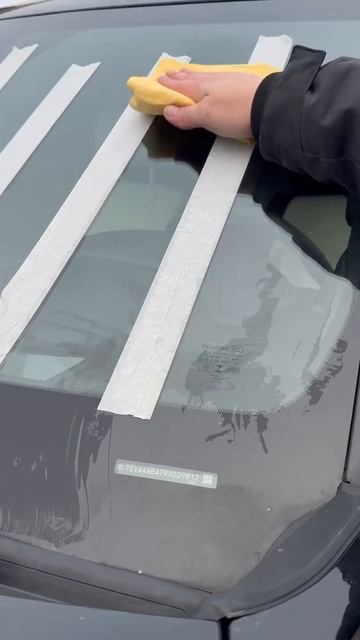 Как избавиться от водного камня на лобовом стекле.