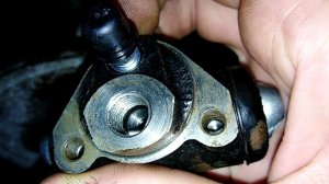 Замена задних тормозов на ВАЗ 2108-2115. Подробно. Часть 2.