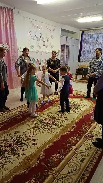 День Матери 2024 Игра с мамой смотреть онлайн