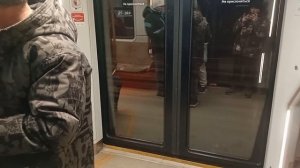 Поездка на метро от Комсомольской до Рижской