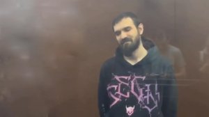 Комику Артемию Останину* продлили арест