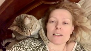 Она так делает зачем-то