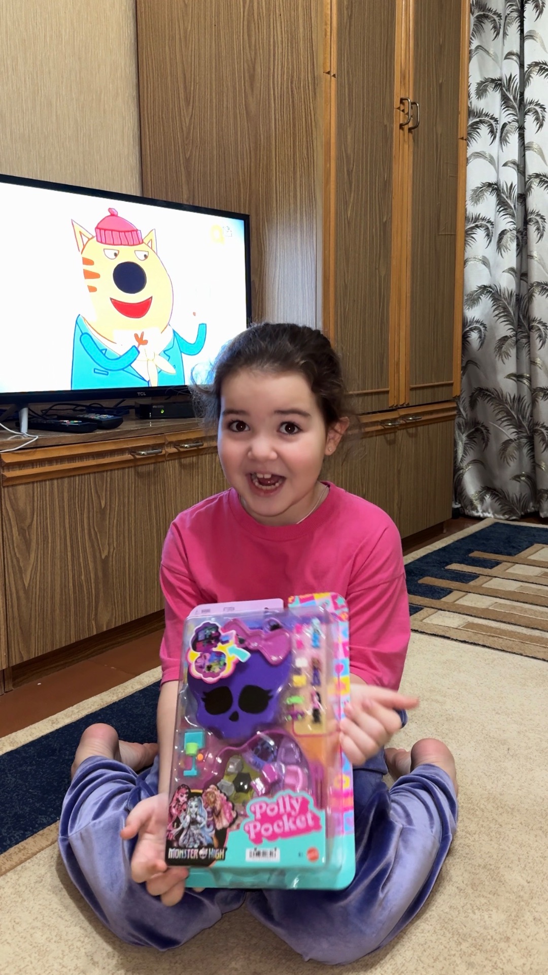 Распаковка домика с куклами Монстр Хай ☠️😍 смотреть онлайн