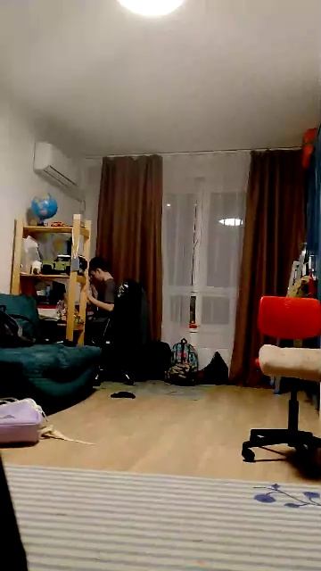 я просто сижу на одном месте 🤣 смотреть онлайн