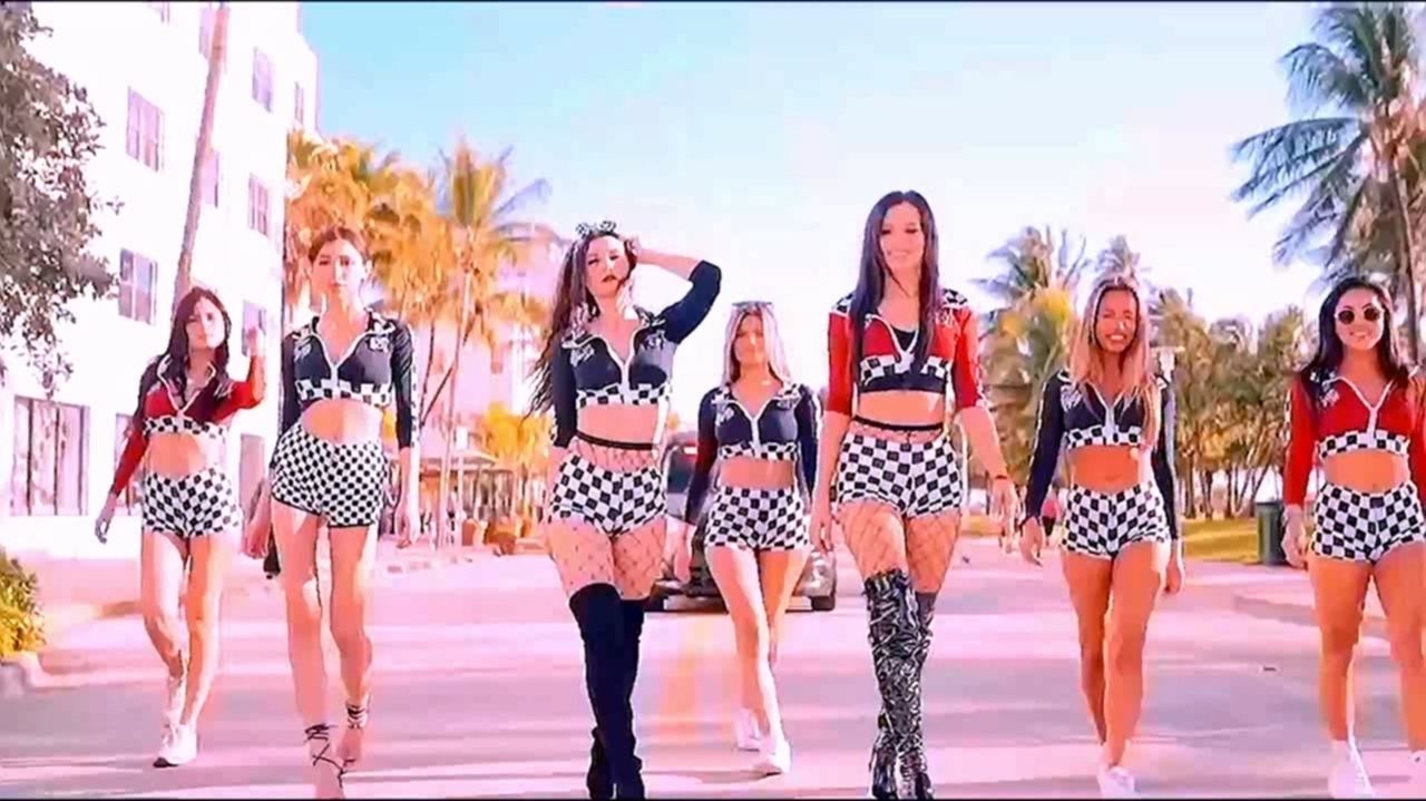 Миша и Настя - это любовь смотреть онлайн