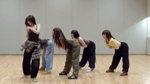LE SSERAFIM - 'SPAGHETTI' Dance Practice [MIRRORED]