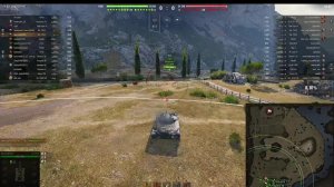 Псведо игрок играет в танк