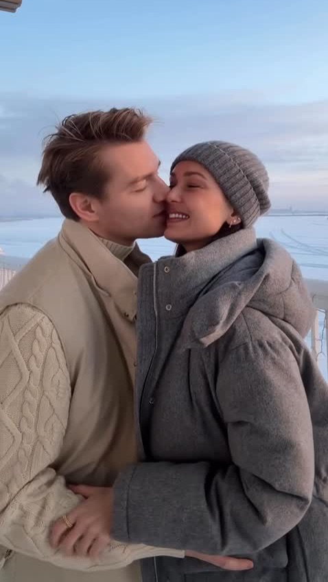 Алексей Воробьев и Аида Гарифуллина - Останься со мной смотреть онлайн