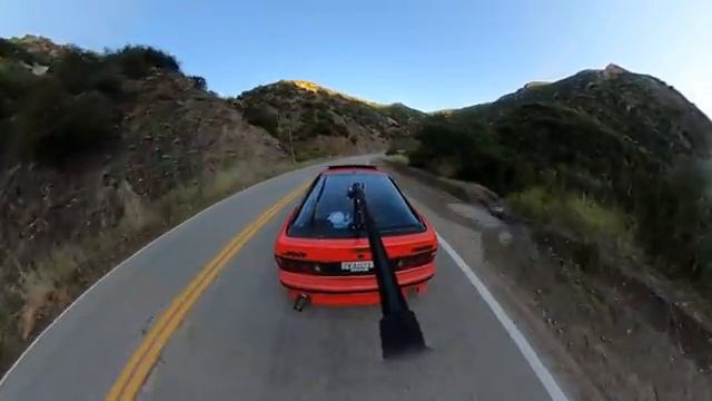 На Mazda RX7 FC3S по серпантину от 3 лица смотреть онлайн