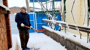 991 Что же это творится такое. Нас заметает снегом.Жизнь на юге зимой.