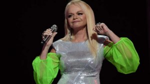 Адвокат Долиной заявила о готовности артистки передать квартиру Лурье