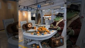 🍊ЧЕБУРАШКА И КРОКОДИЛ ГЕНА В МЕБЕЛЬНОМ✨🎄