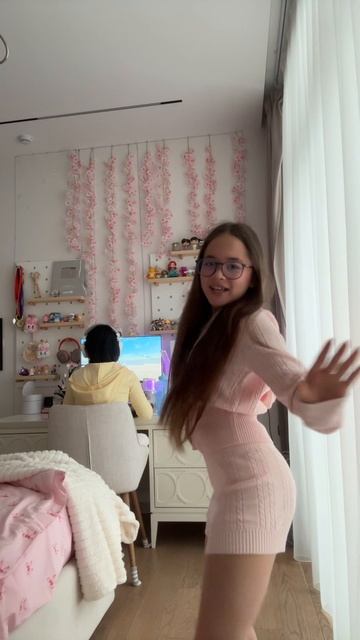 Мама играет в кс? Артикул на костюм в вб: 468736384 смотреть онлайн