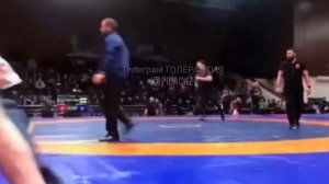 Осетинец набил морду чеченцу на турнире Драка борца Давида Ваниева с Турпалом Алхоевым