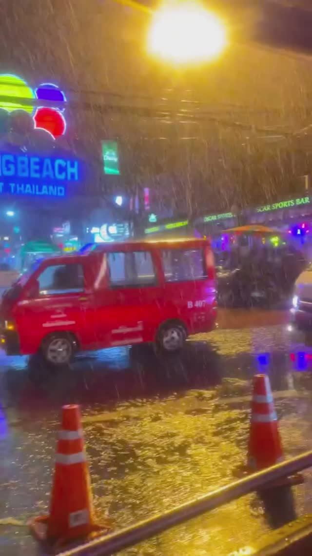 Купить виллу на Пхукете с бассейном 9 смотреть онлайн