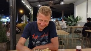 Открыли хорошую кафешку под конец отдыха😂