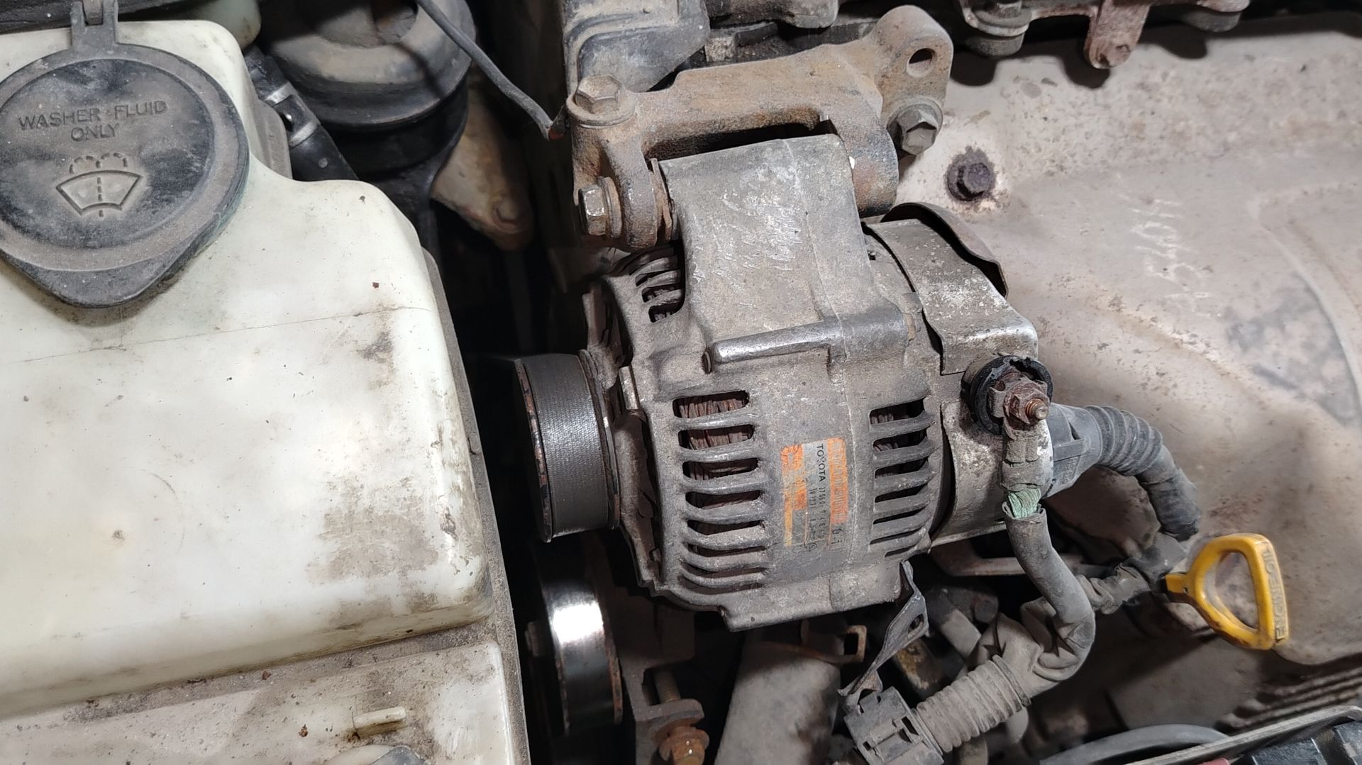 Как снять генератор двигателя 3S-GE Toyota смотреть онлайн