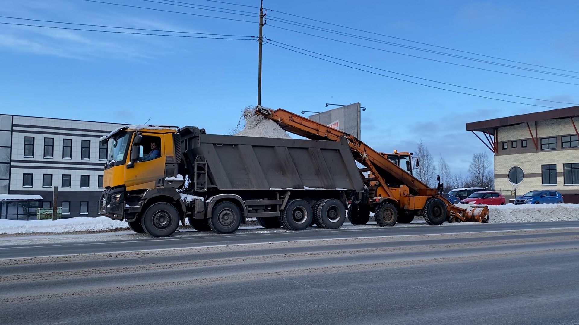 Уборка города в праздники смотреть онлайн