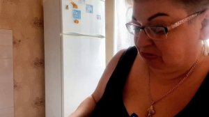 МУКБАНГ/Хоть племянница тетушку накормила/Видео с архива