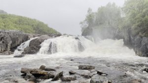 Водопад, река Титовка