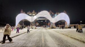 Прогулка по Екатеринбургу: улица Архангела Михаила и Фестиваль «Энергия РМК. Зима» | 4K Walking Vlog