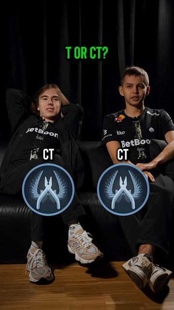 Donk и Sh1ro отвечают на вопросы по CS. #CS2 #CounterStrike2 #gaming #team spirit #falcons #furia смотреть онлайн