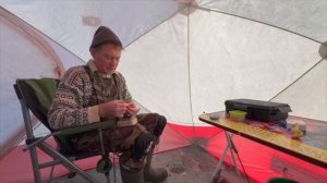 Наконец то! ЩУКА! Плотва, как лапти! Но малька наловили!