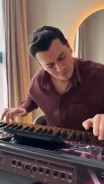 Сакит Самедов -Geri donsen 2026 новая музыка смотреть онлайн