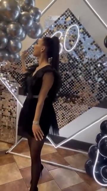 Хочется сказать всем спасибо, кто раздел со мной этот день.. смотреть онлайн